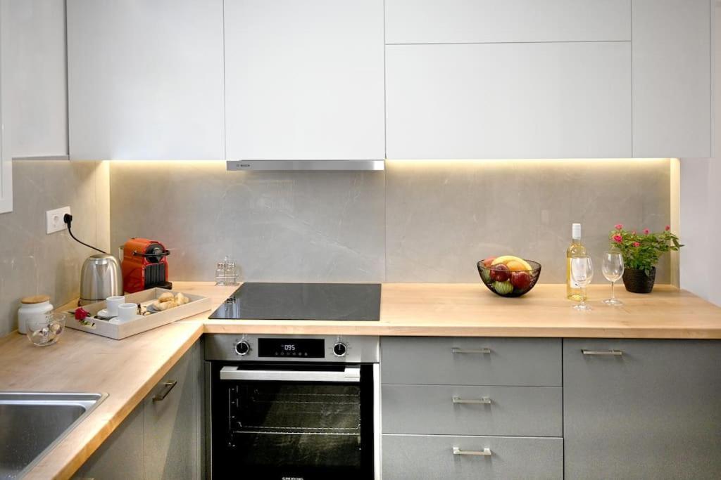 Marie'S Luxury City Center Apartment Heraklion Zewnętrze zdjęcie