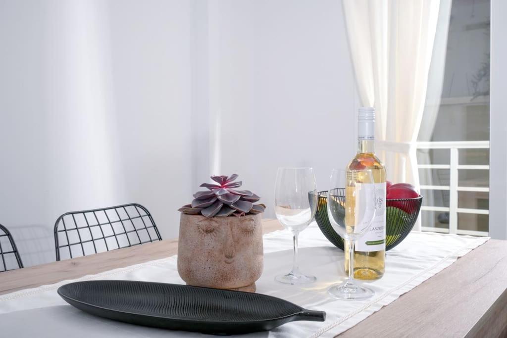 Marie'S Luxury City Center Apartment Heraklion Zewnętrze zdjęcie